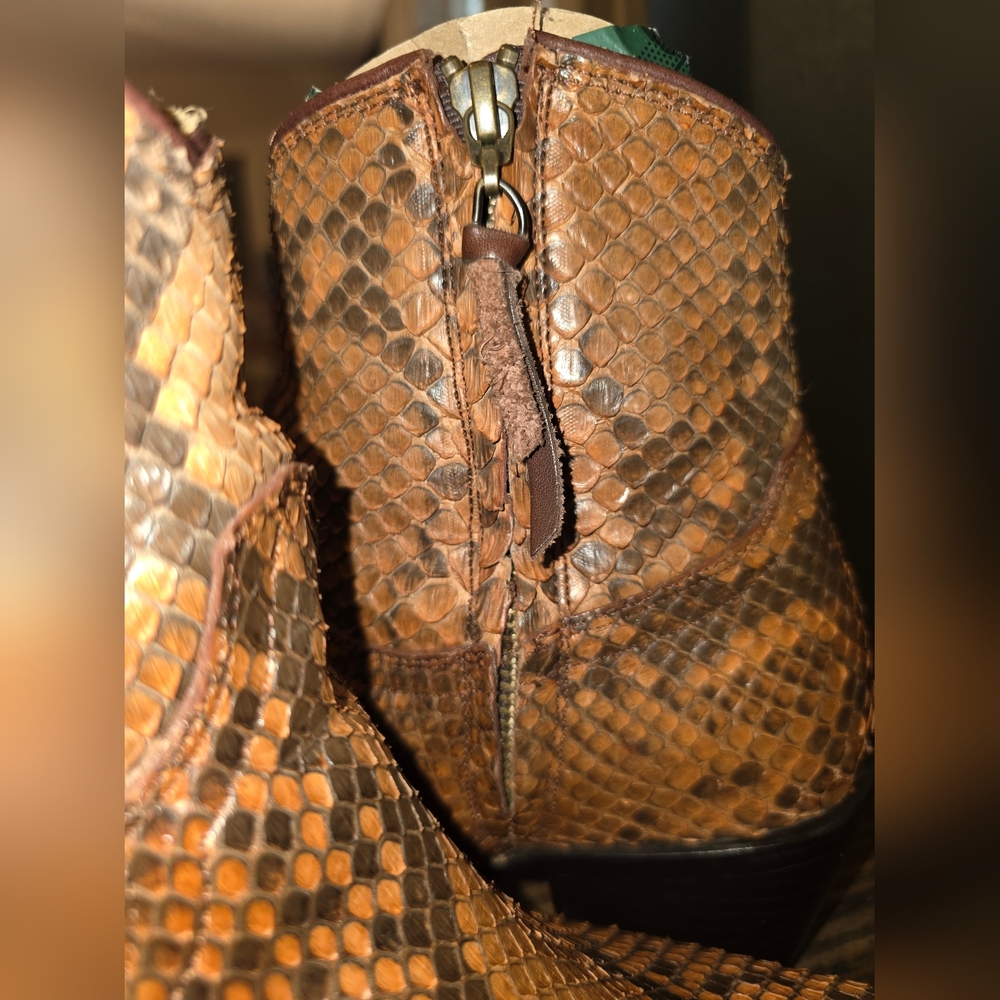 Tecovas The Zoey - Saddle Python 9B - Picture 5 of 7